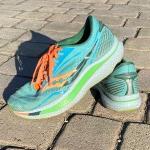SAUCONY ENDORPHIN SPEED (Used)